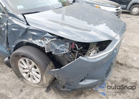 2024 Toyota Grand Highlander Xle z USA, uszkodzony, nr VIN 5TDAAAB51RS041862